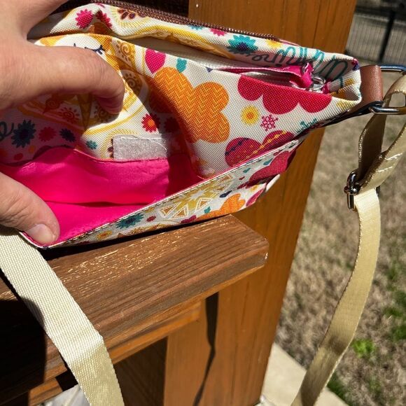 Lily Bloom You Are My Sunshine With Sun Keychain Crossbody Bag - Picture 5 of 12